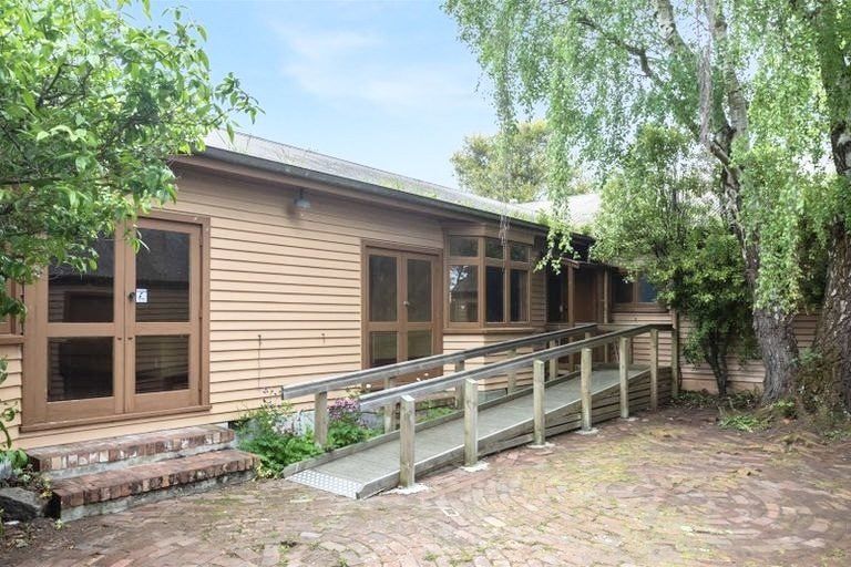 Photo of property in 88 Blighs Road, Strowan, Christchurch, 8052