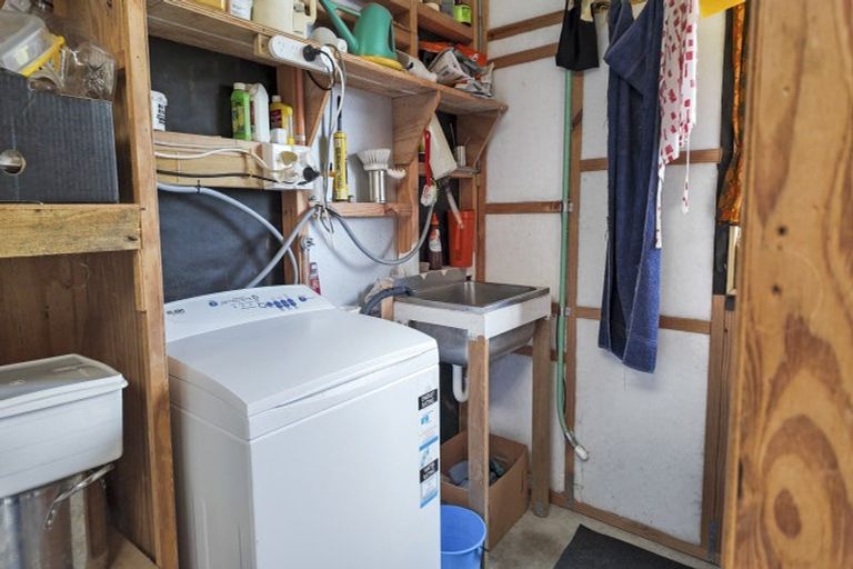 Photo of property in 104 Bergin Road, Foxton, 4814