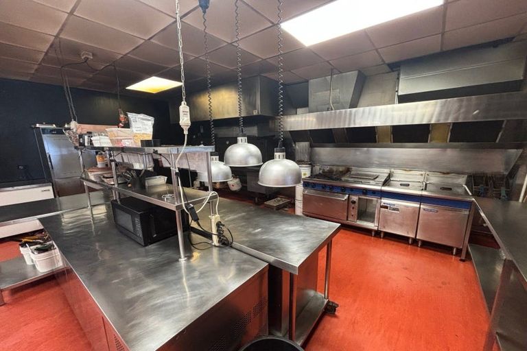 Photo of property in 4/11 Johnsonville Road, Johnsonville, Wellington, 6037