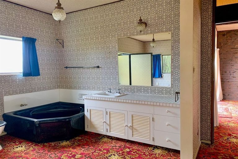 Photo of property in 156 Porangahau Road, Waipukurau, 4200