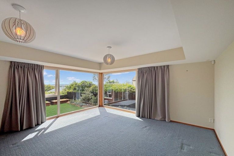 Photo of property in 2/4 Sulby Road, Cashmere, Christchurch, 8022
