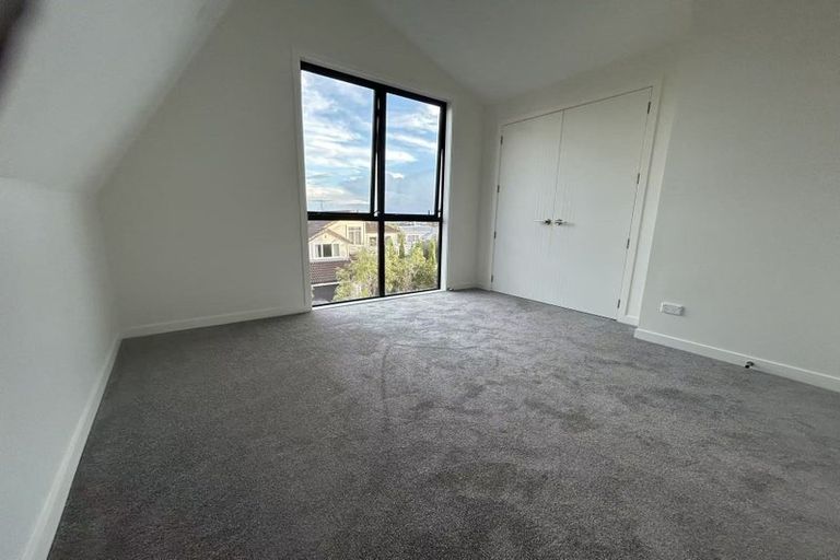 Photo of property in 344a East Coast Road, Sunnynook, Auckland, 0632