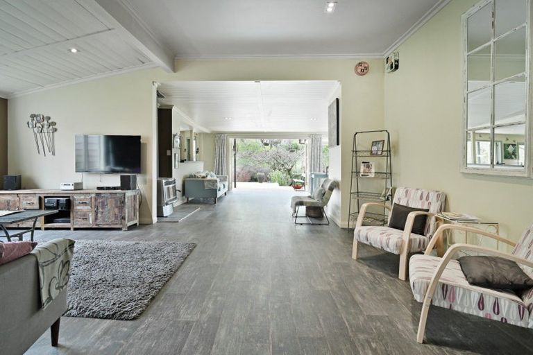 Photo of property in 2524 State Highway 2, Te Hauke, Hastings, 4174