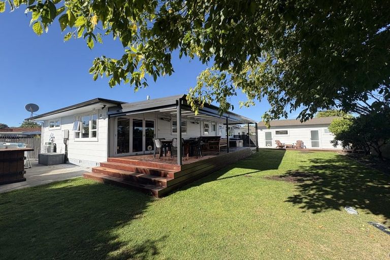 Photo of property in 24 Christie Crescent, Havelock North, 4130