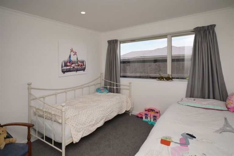 Photo of property in 53 Sutherland Drive, Kaiapoi, 7630