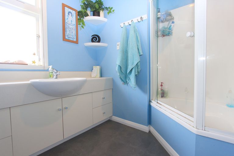 Photo of property in 12 Mclauchlan Street, Springlands, Blenheim, 7201