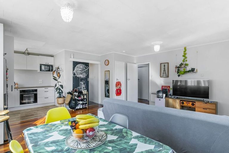 Photo of property in 53b Tawhai Street, Stokes Valley, Lower Hutt, 5019