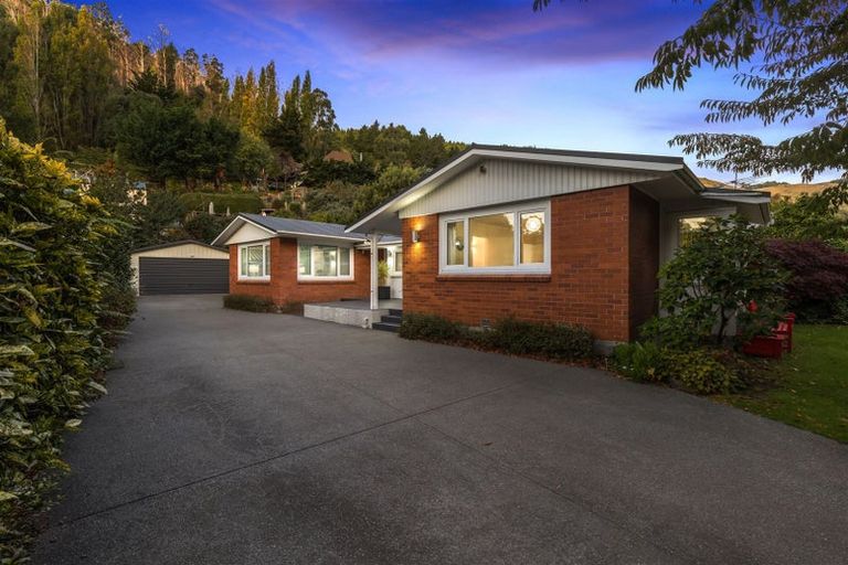 Photo of property in 105 Bowenvale Avenue, Cashmere, Christchurch, 8022