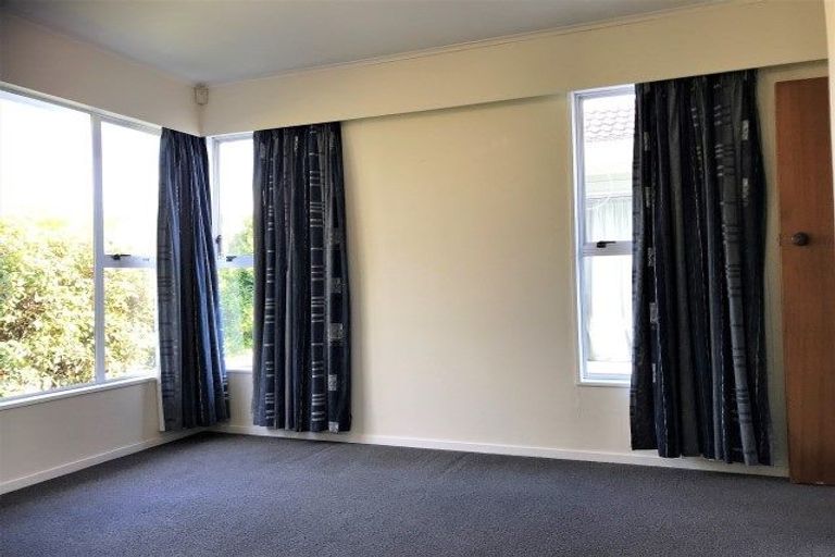 Photo of property in 1 Cabin Lane, Whitby, Porirua, 5024