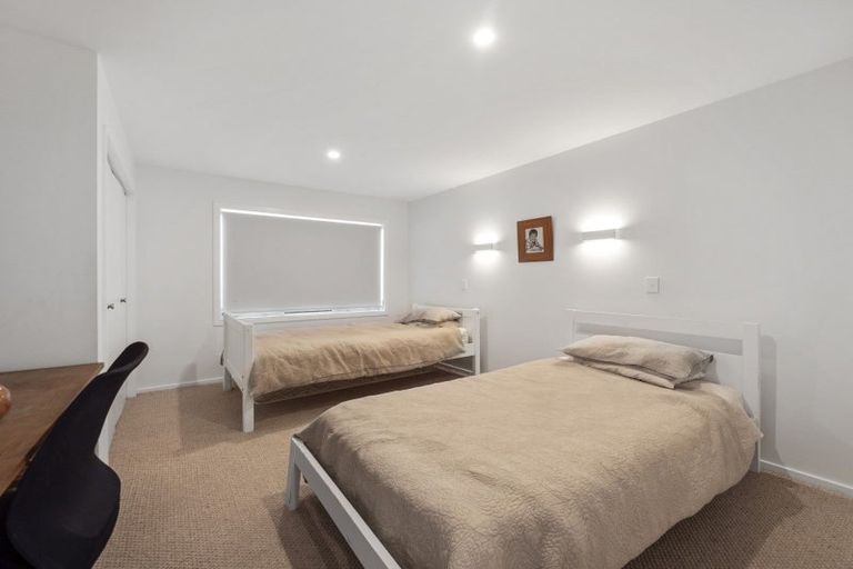 Photo of property in 112 Karewa Parade, Papamoa Beach, Papamoa, 3118