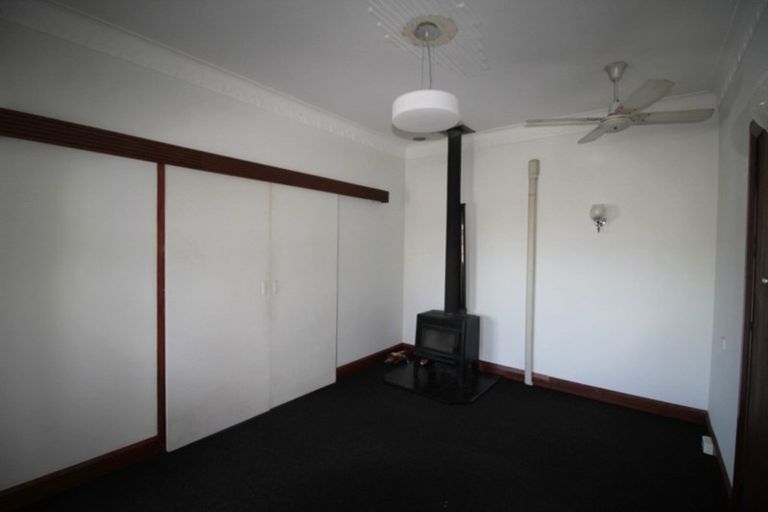 Photo of property in 362 Oxford Street, Levin, 5510