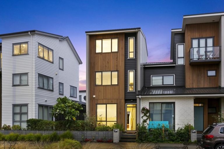 Photo of property in 126 Hobsonville Point Road, Hobsonville, Auckland, 0616