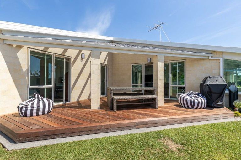 Photo of property in 206b Heta Road, Merrilands, New Plymouth, 4312