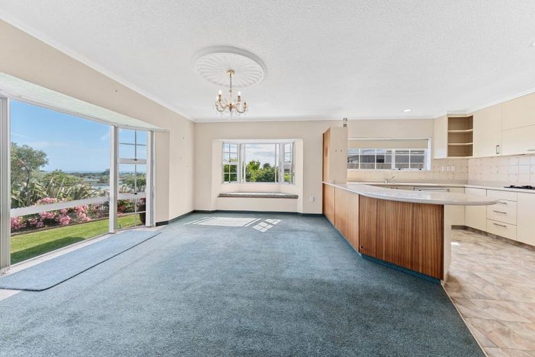 Photo of property in 140 Parklands Avenue, Bell Block, New Plymouth, 4312