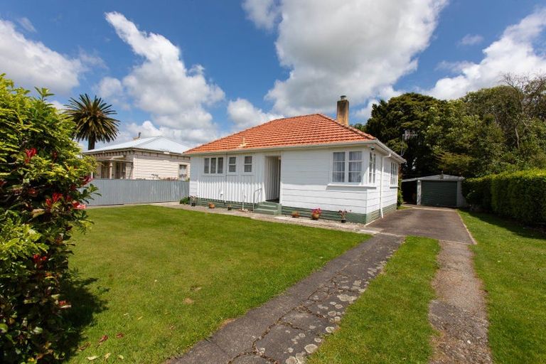 Photo of property in 29 Fox Street, Woodville, 4920