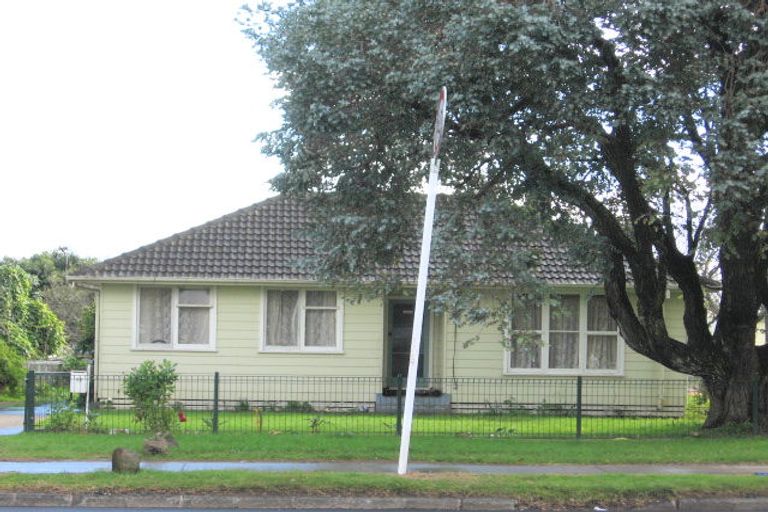 Photo of property in 12 Springs Road, Otara, Auckland, 2013