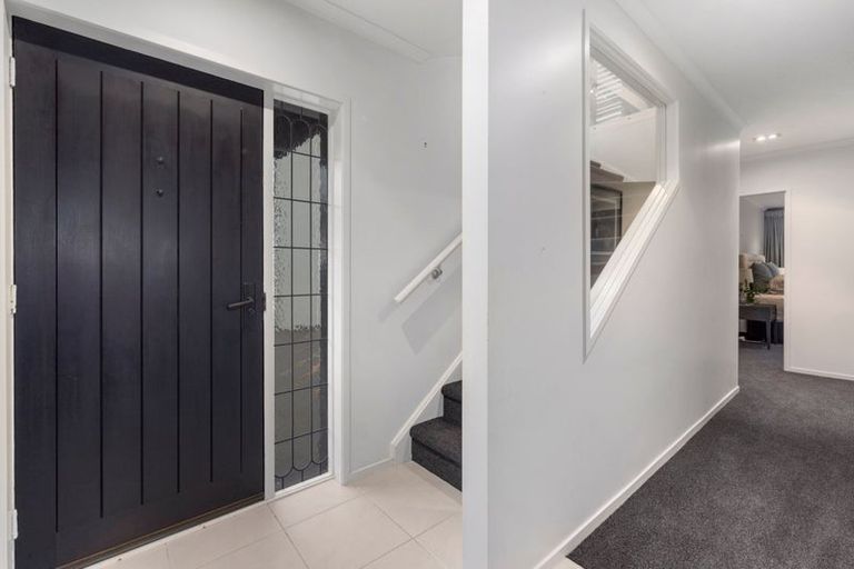 Photo of property in 2/13 Muritai Road, Milford, Auckland, 0620