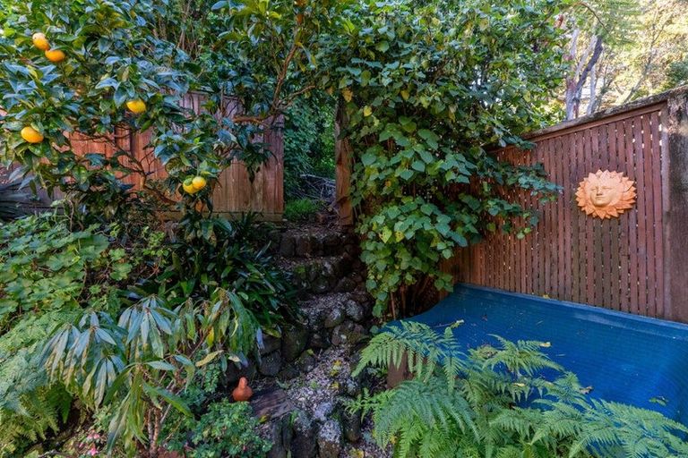 Photo of property in 31 Jubilee Avenue, Devonport, Auckland, 0624