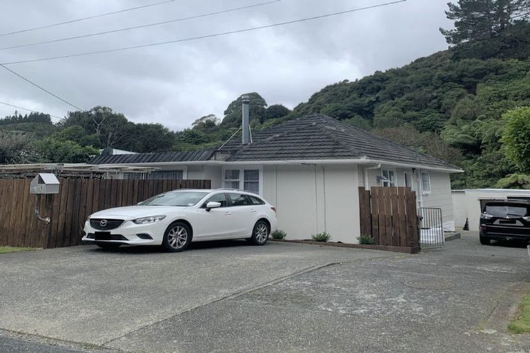Photo of property in 19 Sunny Grove, Wainuiomata, Lower Hutt, 5014