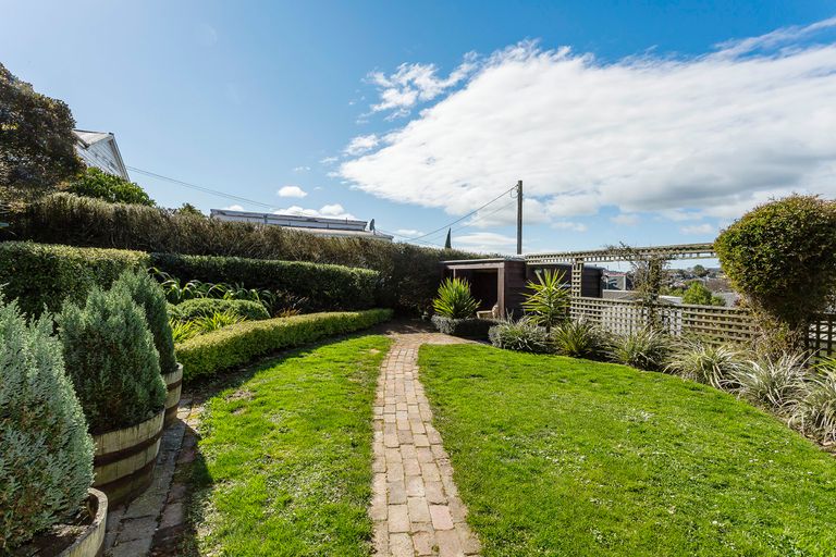 Photo of property in 43 Beresford Street, Kaikorai, Dunedin, 9010