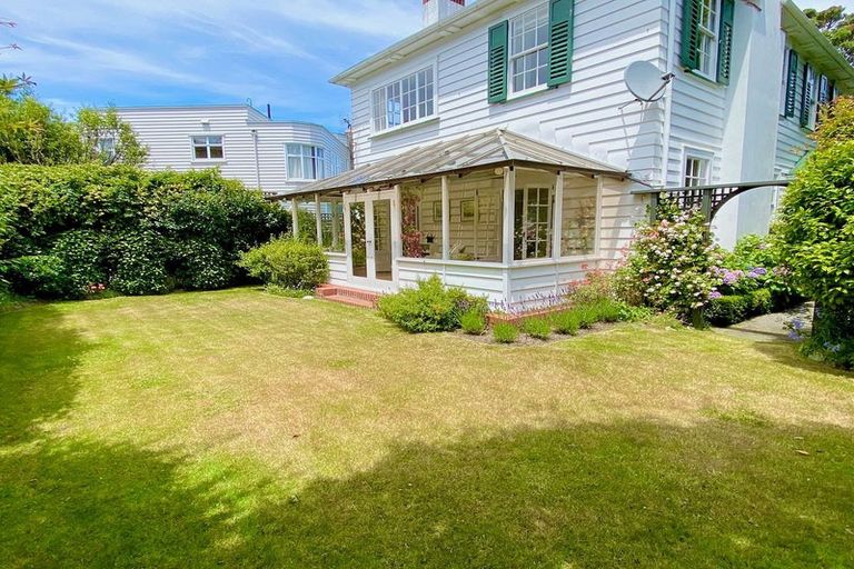 Photo of property in 30 Orchard Street, Wadestown, Wellington, 6012