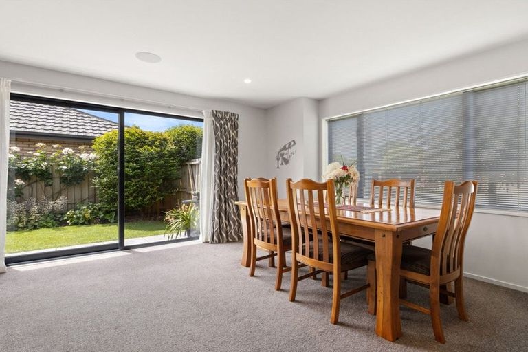 Photo of property in 59 Grimseys Road, Redwood, Christchurch, 8051
