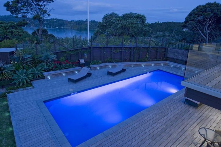 Photo of property in 18b Kaha Place, Russell, 0272