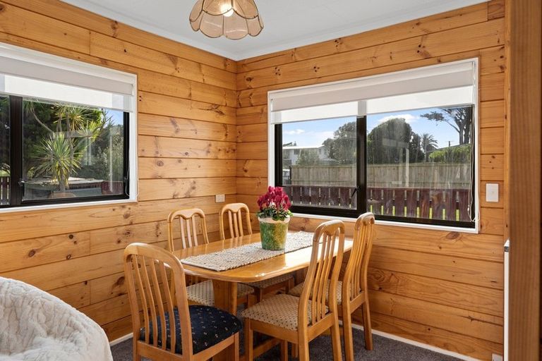 Photo of property in 36 Rodney Avenue, Te Horo Beach, Otaki, 5581