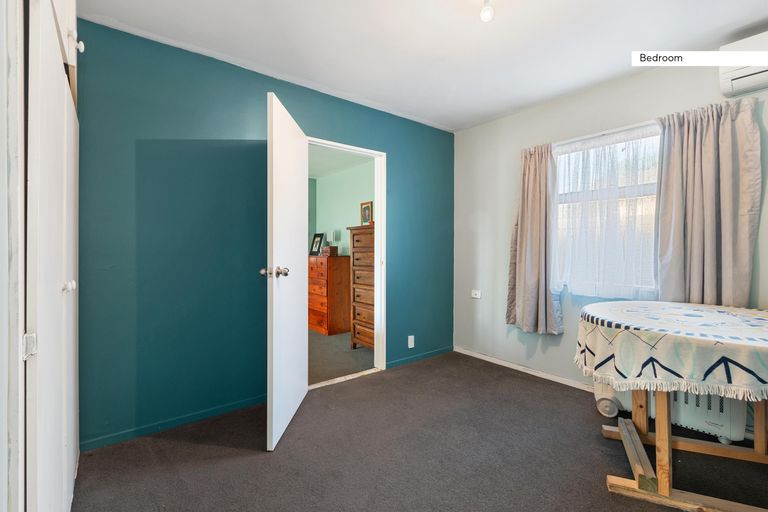 Photo of property in 43 Arcon Drive, Broomfield, Christchurch, 8042