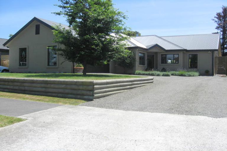 Photo of property in 5 Vista Drive, Feilding, 4702