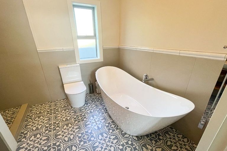 Photo of property in 26 Newcastle Street, Phillipstown, Christchurch, 8011