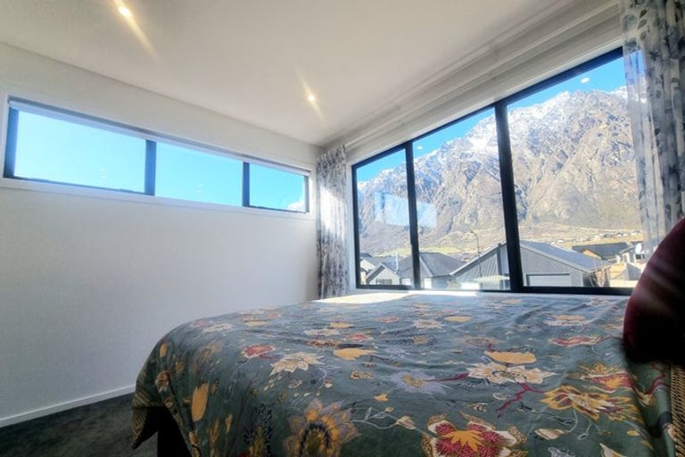 Photo of property in 6 Collie Road, Jacks Point, 9371