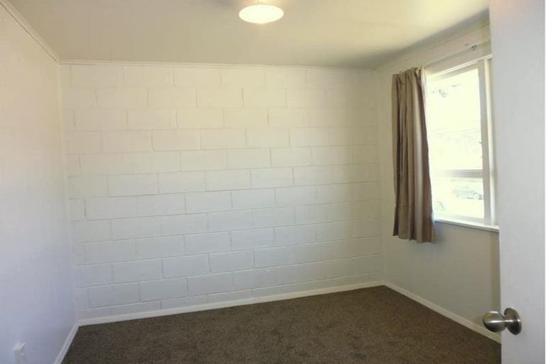 Photo of property in 226 George Street, Stokes Valley, Lower Hutt, 5019