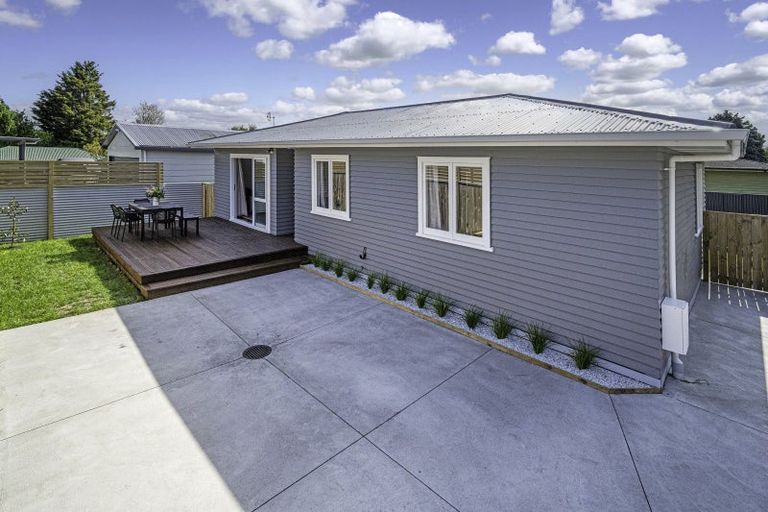 Photo of property in 34 Middle Road, Havelock North, 4130