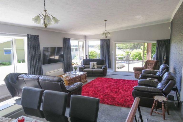 Photo of property in 35 Bay View Road, Woodend, Invercargill, 9877
