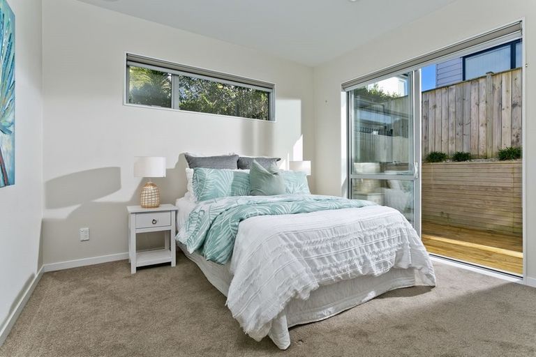 Photo of property in 4 Greenlink Rise, Long Bay, Auckland, 0630