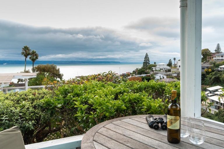 Photo of property in 7a Bay View Road, Bluff Hill, Napier, 4110