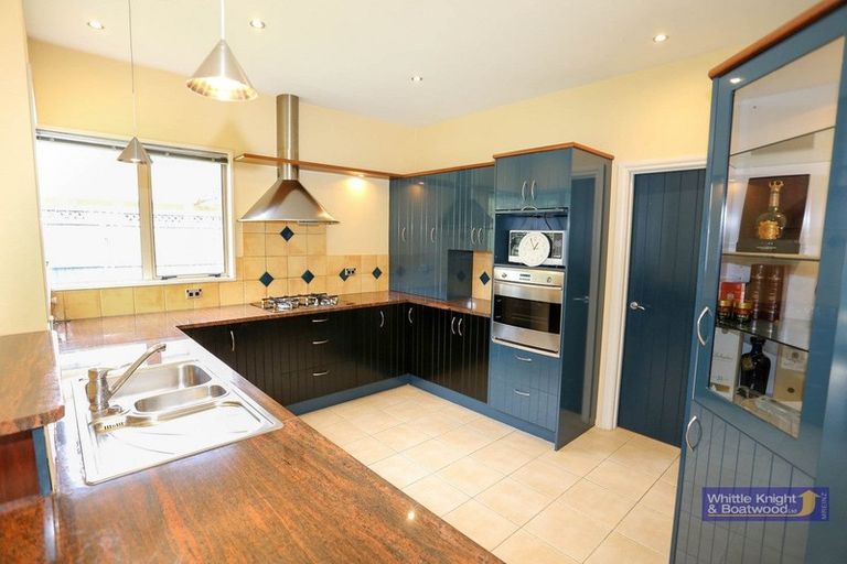 Photo of property in 6 Hogarth Lane, Burnside, Christchurch, 8053