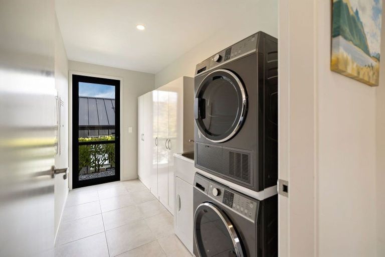 Photo of property in 27 Glenfiddich Road, Jacks Point, Queenstown, 9371