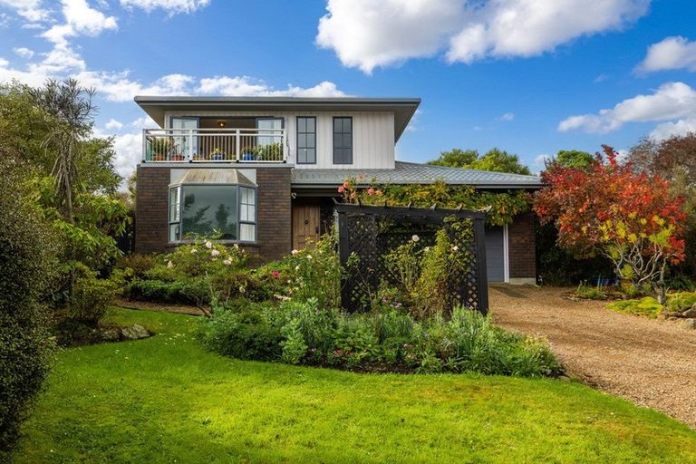 Photo of property in 11 James Drive, Diamond Harbour, Lyttelton, 8971