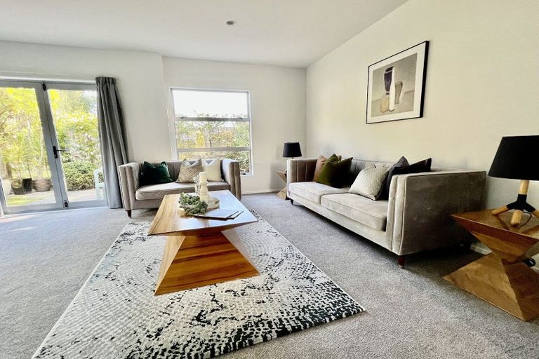 Photo of property in 5/40 Scarlet Oak Drive, Schnapper Rock, Auckland, 0632