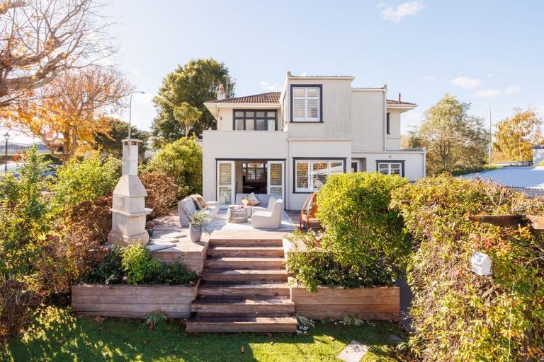 Photo of property in 70 Heretaunga Street, Palmerston North, 4414