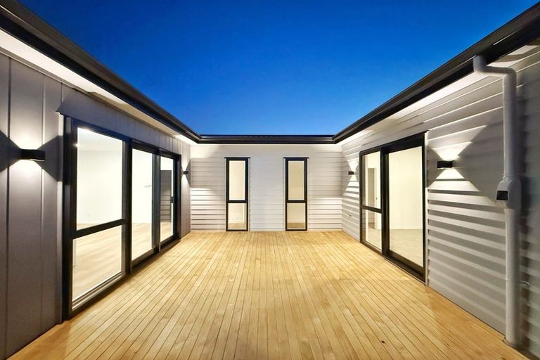 Photo of property in 6 Kobe Street, Karaka, 2580