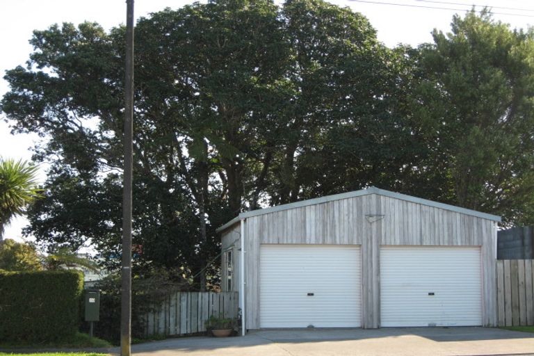 Photo of property in 10 Dartmoor Avenue, Westown, New Plymouth, 4310