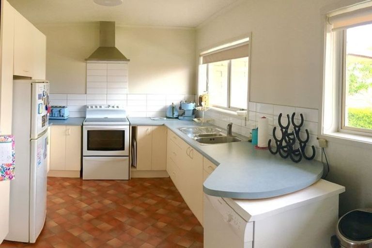 Photo of property in 2/41 Jutland Road, Hauraki, Auckland, 0622