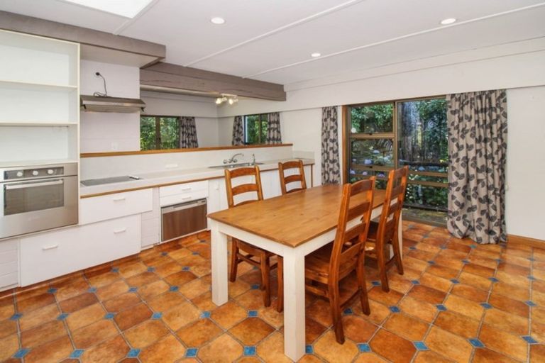 Photo of property in 5a Jensen Place, Frankleigh Park, New Plymouth, 4310