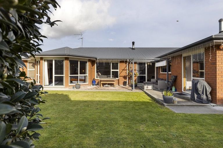 Photo of property in 16 Westhaven Place, Redwoodtown, Blenheim, 7201