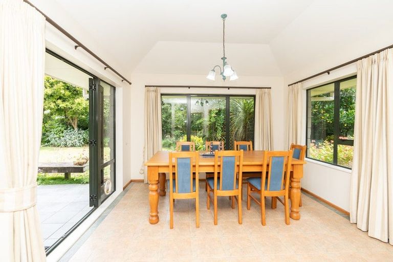 Photo of property in 4 Canaandale Drive, Flagstaff, Hamilton, 3210