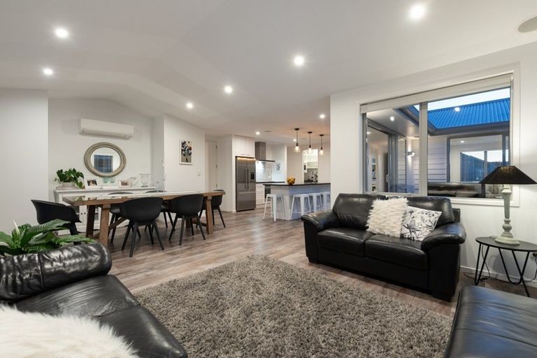 Photo of property in 138 Puhirake Crescent, Pyes Pa, Tauranga, 3112