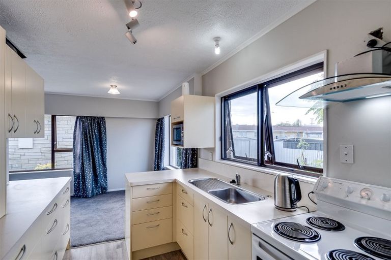 Photo of property in 3/3 Murphy Road, Taradale, Napier, 4112